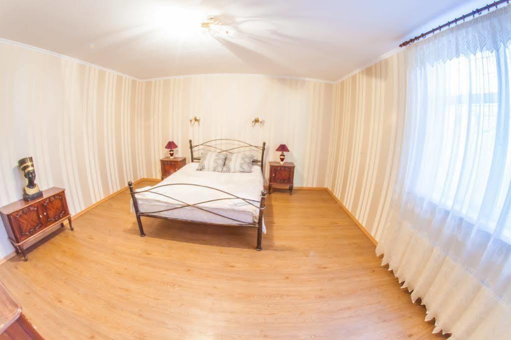 Apartments Kamanina Street Одеса Екстер'єр фото
